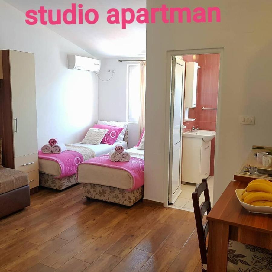Apartment Dasic Bar Buitenkant foto