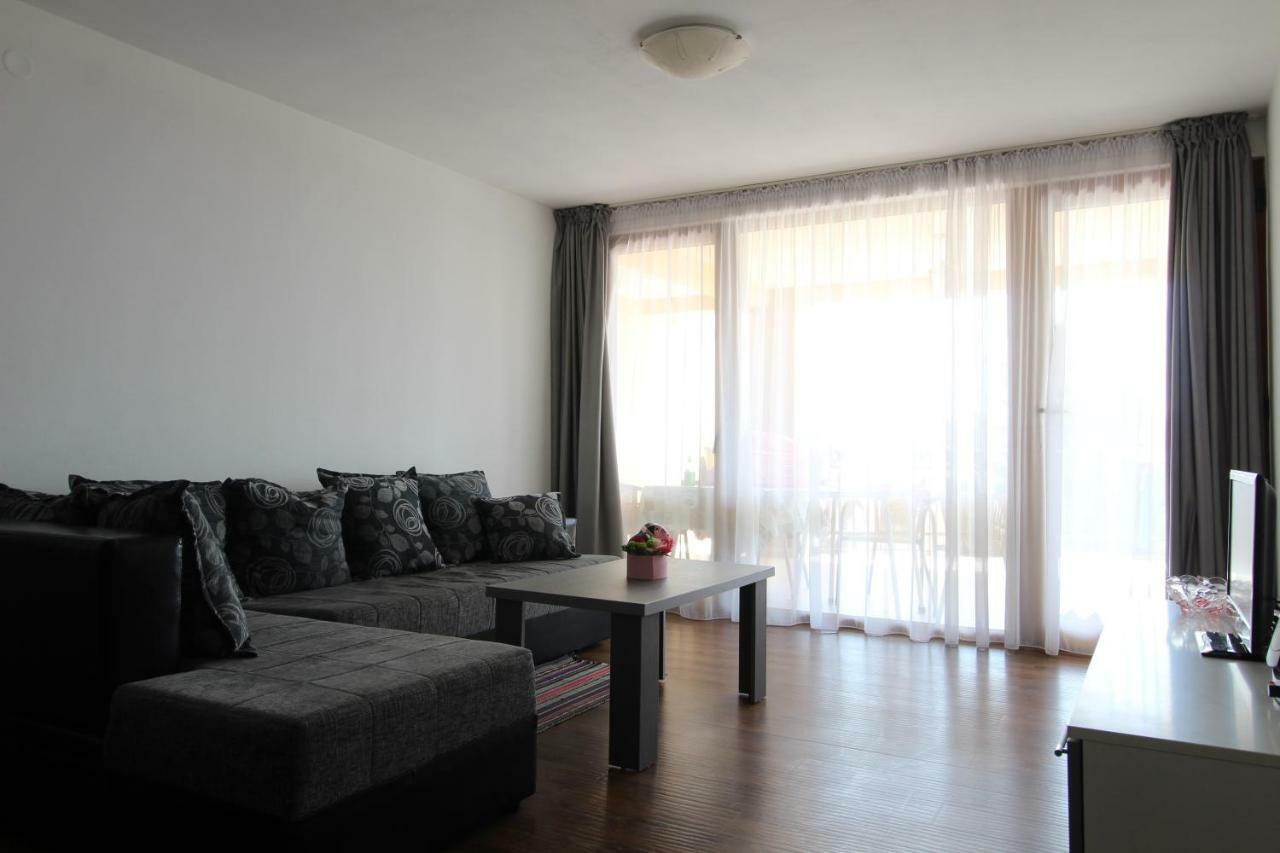 Apartment Dasic Bar Buitenkant foto