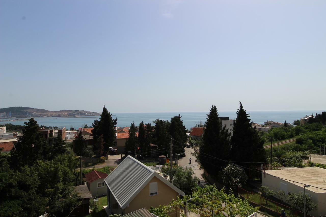 Apartment Dasic Bar Buitenkant foto